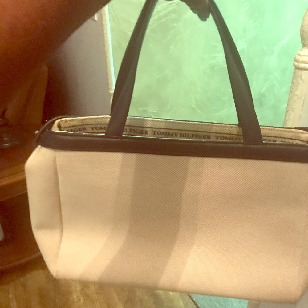 Elegant linen purse